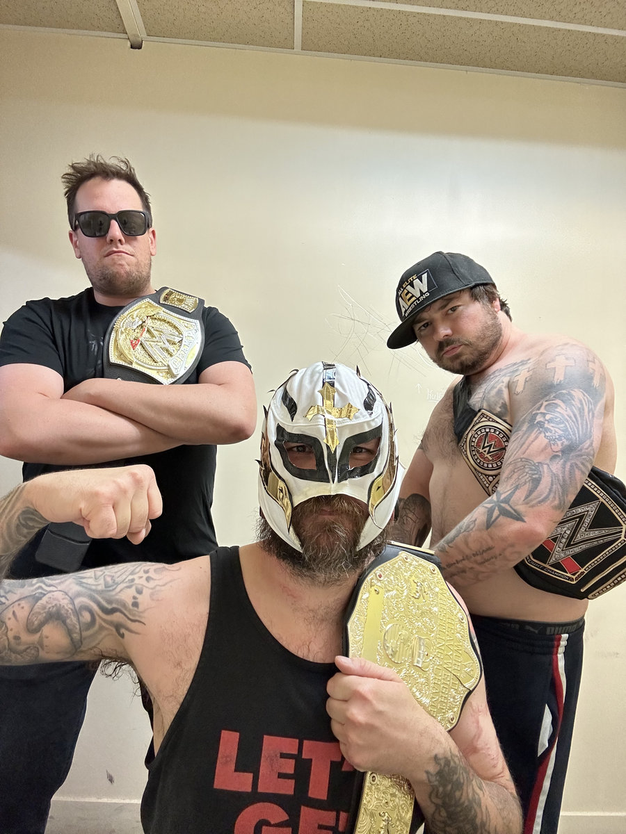 Suplex - photo via suplexband.bandcamp.com